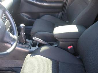 2005 Toyota Corolla Pictures