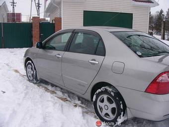 2005 Toyota Corolla Photos