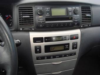 2005 Toyota Corolla Pictures