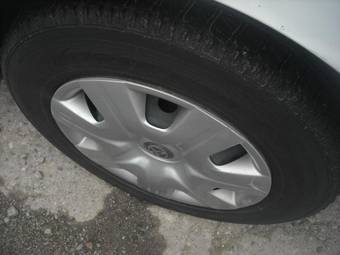 2005 Toyota Corolla Photos