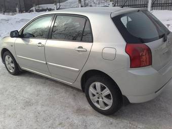 2005 Toyota Corolla Pictures