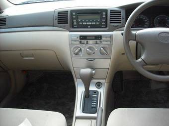 2005 Toyota Corolla Photos