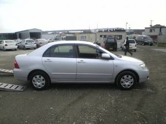 2005 Toyota Corolla Photos