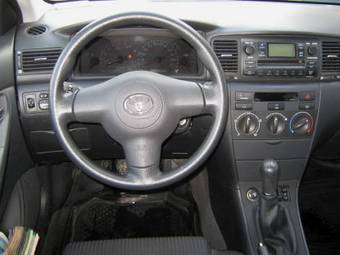 2005 Toyota Corolla Pictures