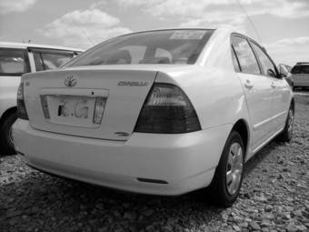 2005 Toyota Corolla Pictures