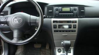 2005 Toyota Corolla Pictures