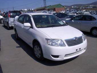 2005 Toyota Corolla Photos