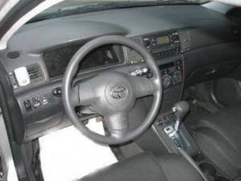 2005 Toyota Corolla Pictures