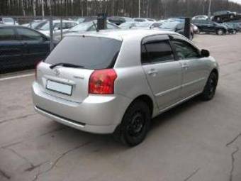 2005 Toyota Corolla Photos