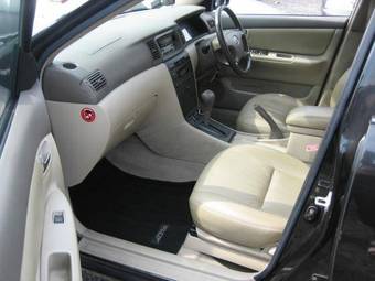 2005 Toyota Corolla Photos