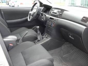 2005 Toyota Corolla Pictures