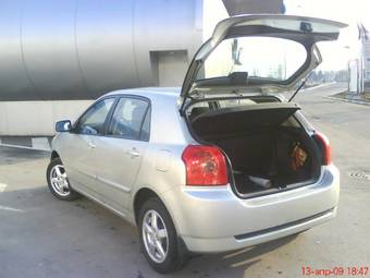 2005 Toyota Corolla Pictures