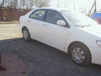 2005 Toyota Corolla Images
