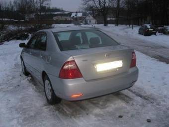 2005 Toyota Corolla Photos