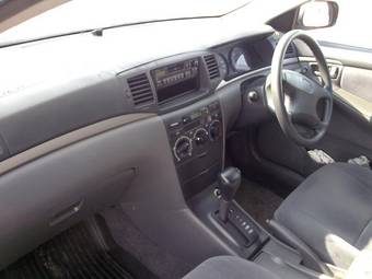 2005 Toyota Corolla Images
