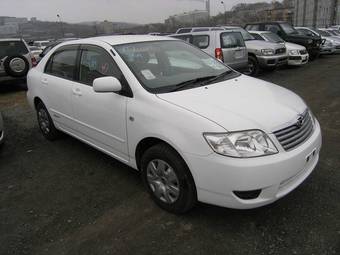 2005 Toyota Corolla Photos