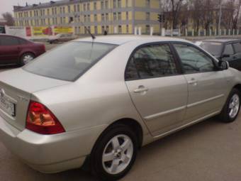 2005 Toyota Corolla Pictures