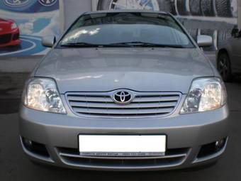 2005 Toyota Corolla Photos