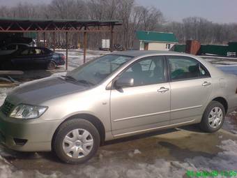 2005 Toyota Corolla Photos