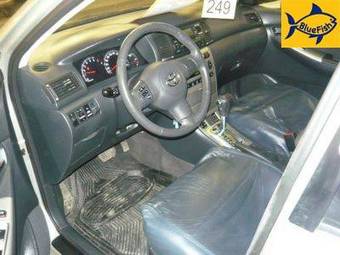 2005 Toyota Corolla Photos