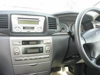 2005 Toyota Corolla Pictures