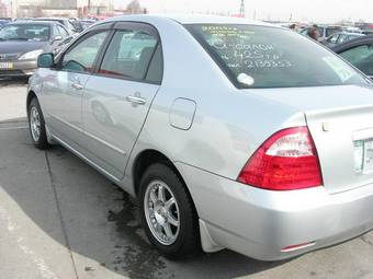 2005 Toyota Corolla Photos