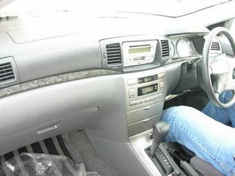 2005 Toyota Corolla Pictures