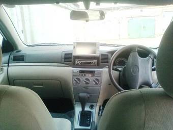 2005 Toyota Corolla Pictures