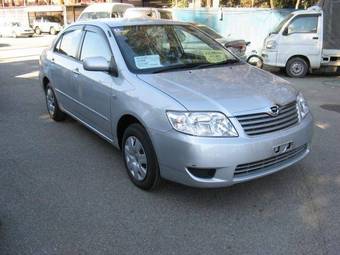 2005 Toyota Corolla Images