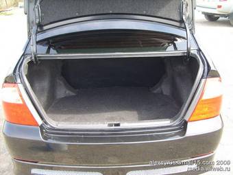 2005 Toyota Corolla Images