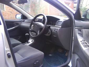 2005 Toyota Corolla Photos
