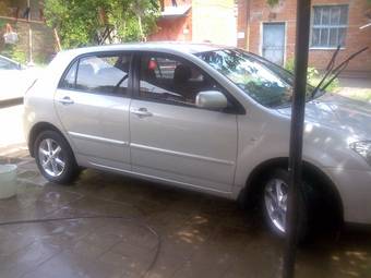 2005 Toyota Corolla Photos