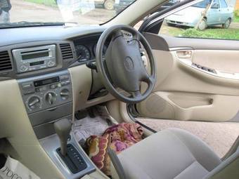 2005 Toyota Corolla Photos