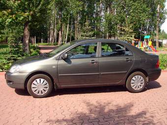 2005 Toyota Corolla Pictures