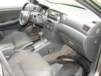 2005 Toyota Corolla Pictures