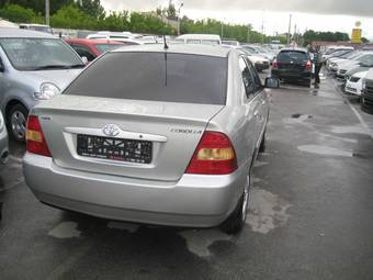 2005 Toyota Corolla Pictures