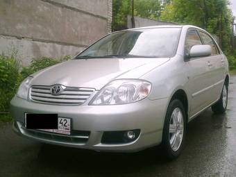 2005 Toyota Corolla Photos