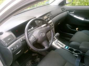 2005 Toyota Corolla Photos