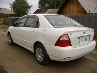 2005 Toyota Corolla Photos