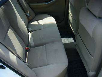 2005 Toyota Corolla Pictures