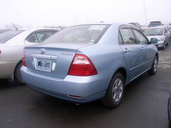 2005 Toyota Corolla Pics