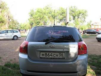 2005 Toyota Corolla Photos
