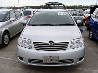 2005 Toyota Corolla Pictures