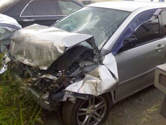 2005 Toyota Corolla Pics