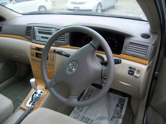 2005 Toyota Corolla Pictures