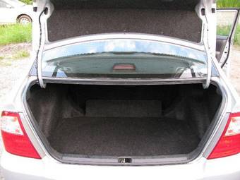 2005 Toyota Corolla Photos