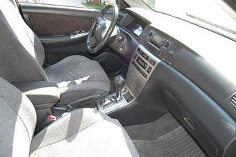 2005 Toyota Corolla Photos