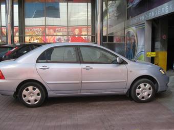 2005 Toyota Corolla Photos