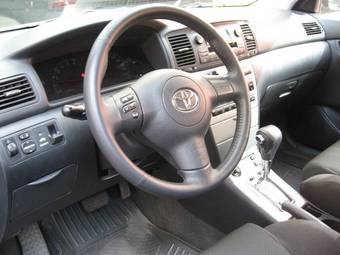 2005 Toyota Corolla Pictures