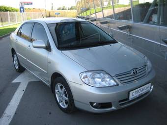 2005 Toyota Corolla Photos